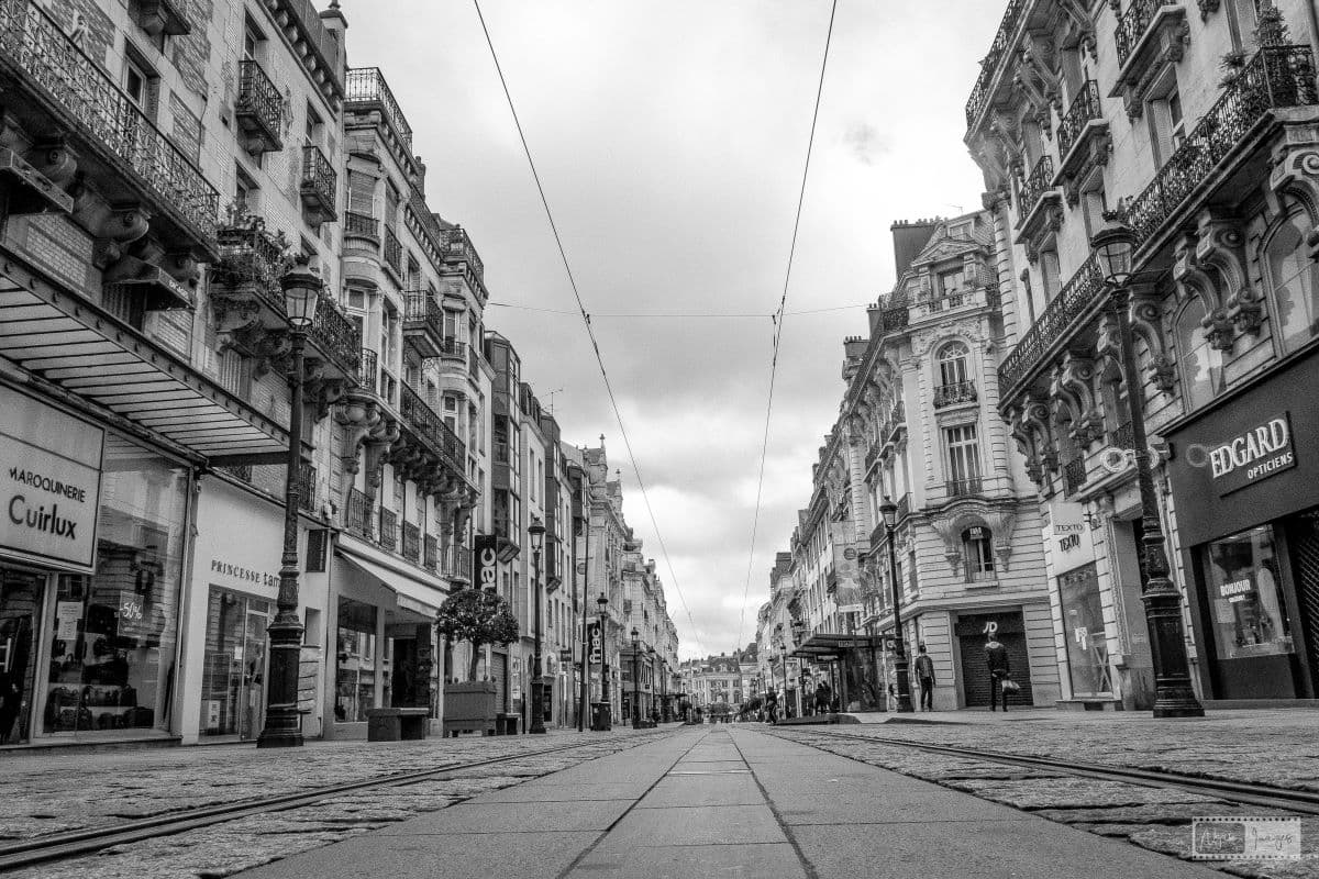 Orlean grunge architecture